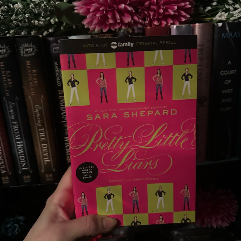 Pretty Little Liars | Books 1-2